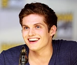 Daniel Sharman Hauptdarsteller