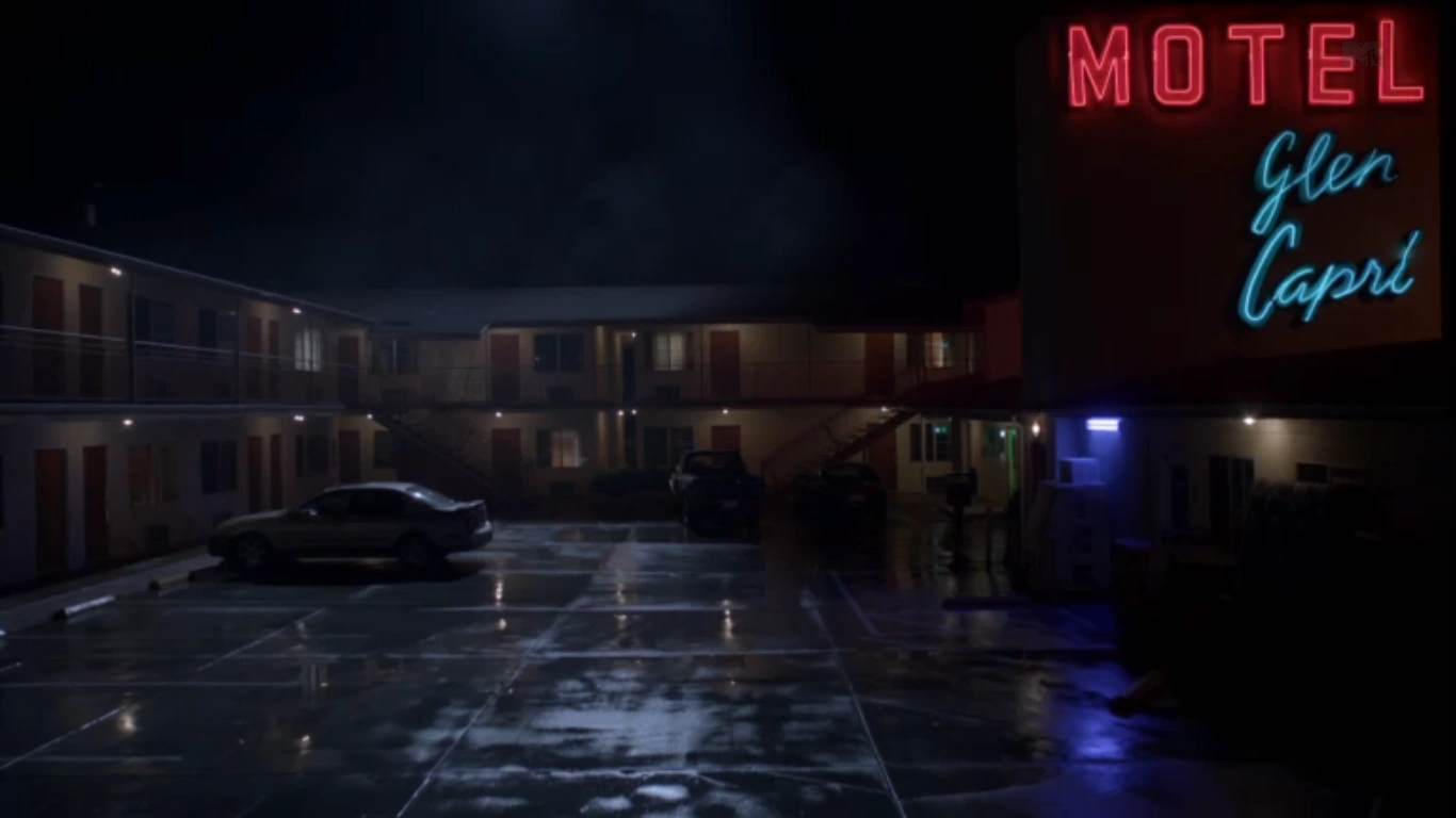 придорожн америка мотель. неон мотель. мотель 80х снаружи. эксклюзивные мотели. комната ночью.