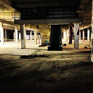 Teen Wolf Behind the Scenes Tyler Posey Escalator shot Hawthorne, California