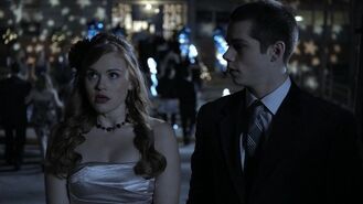 Stiles-Lydia-Season-1-stiles-and-lydia-31162274-500-281