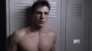 Colton-haynes-tyler-Hoechin-shirtless-teen-wolf-06292011-07-430x239.jpg (15 kB)