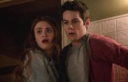 ...sauver par Stiles et Lydia.