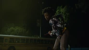 Sibongile-Mlambo-Tamora-Monroe-lacrosse-stick-Teen-Wolf-Season-6-Episode-12-Raw-Talent.png (426 kio)