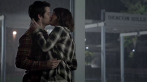 Teen wolf news Stiles and Malia Kiss