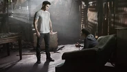 Derek dit à Scott que ce n'est pas lui qui l'a mordu mais un Alpha
