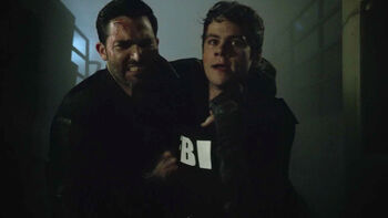 Tyler-Hoechlin-Dylan-O'Brien-Derek-Stiles-FBI-Teen-Wolf-Season-6-Episode-20-The-Wolves-of-War