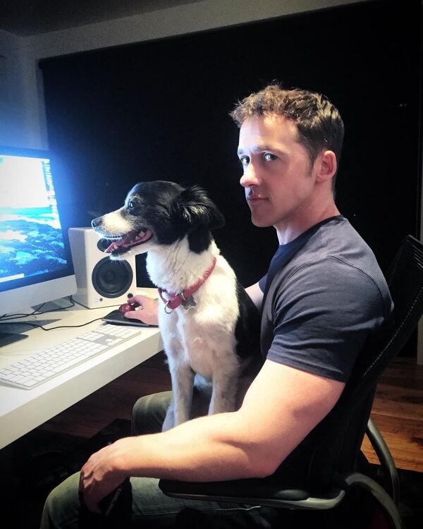 Teen Wolf Season 5 Behind the Scenes Jeff working with puppy