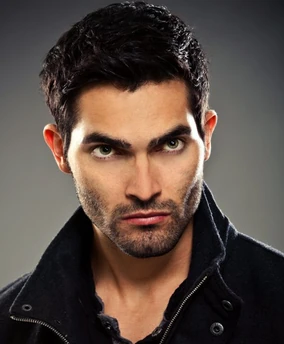 Tyler Hoechlin IMDB Headshot