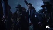 Pete-Ploszek-Garrett-Douglas-leading-the-Ghost-Riders-Teen-Wolf-Season-6-Episode-10-Riders-on-the-Storm.jpg (67 KB)