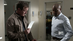 Sheriff Stilinski seeks help from Dr. Deaton