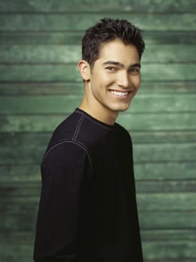 Tyler-Hoechlin width1024