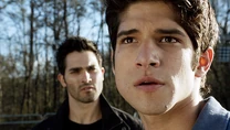 Scott sort pour essayer de faire diversion