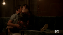 Teen Wolf Season 4 Episode 11 A Promise to the Dead Scott and Kira kiss