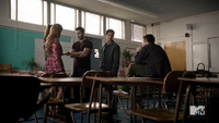 Teen Wolf Season 3 Episode 2 Crystal Reed Holland Roden Tyler Hoechlin Tyler Posey and Dylan O'Brien Meeting at school