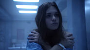 Holland-Roden-Lydia-freezing-premonition-Teen-Wolf-Season-6-Episode-17-Werewolves-of-London