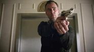 BgneAMKCYAAxXLh.jpg large.jpg (45 kio) M. Argent avec son armes