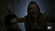 Teen Wolf Season 3 Episode 23 Insatiable Lydia senses Allison's end