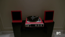 Teen Wolf Season 4 Episode 4 The Benefactor Banshee record player