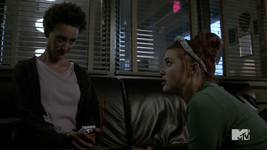 Teen Wolf Season 4 Episode 5 IED Lydia and Meredith