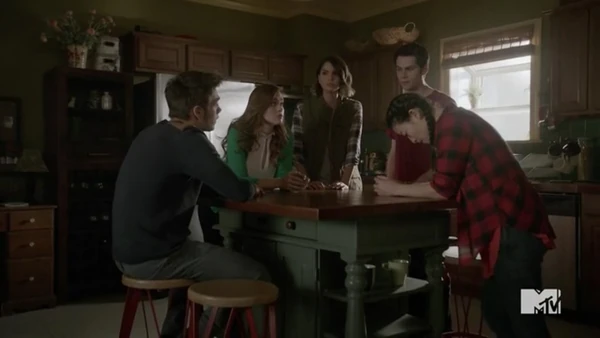 Teen Wolf Season 5 Episode 19 The Beast of Beacon Hills Pack meeting