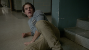 Dylan-Sprayberry-Liam-crawling-Teen-Wolf-Season-6-Episode-14-Face-to-Faceless