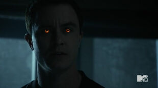 Teen Wolf Season 5 Episode 19 The Beast of Beacon Hills Hellhound eyes