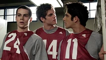 Isaac trouvant Stiles et Scott pitoyables