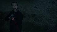 JR-Bourne-Argent-rifle-Teen-Wolf-Season-6-Episode-12-Raw-Talent.png (504 kio)