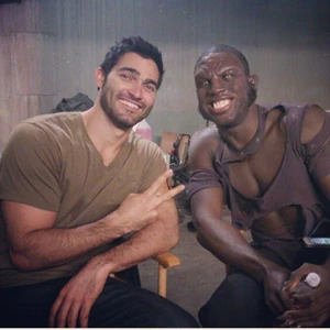 Teen Wolf Season 3 Behind the Scenes Tyler Hoechlin Sinqua Walls Willow Studios