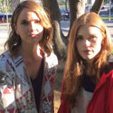 Shelley Hennig et Holland Roden