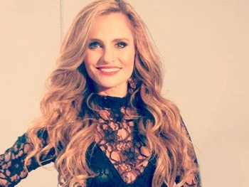 Aura Cristina Geithner | Telenovela Database Wikia | Fandom