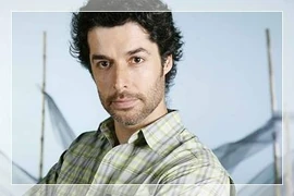 Francisco Pérez-Bannen como Alonso Montero