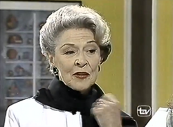MalúTop.png