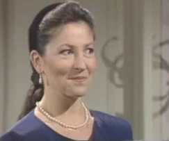 Virginia Álvarez en Villa Napoli (Canal 13, 1991)