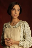 Venessa Peric como Violeta Moreno