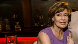 Felisa Menchaca en Dueños del Paraíso (TVN / Telemundo, 2015)