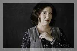 Maricarmen Arrigorriaga como Sonia Arce