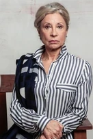 Loreto Valenzuela como Catalina Minardi