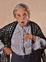 Perpetua Loyola en Somos los Carmona (TVN, 2013-2014)