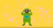 A short glockenspiel solo of the Teletubbies theme plays. Then Dipsy is chosen and shows South African kids washing clothes with their mother.