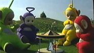 Teletubbies - Dancing Bear-0