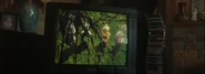 Ditto but with a darker colored blood seen in the 28 Years Later TV spots