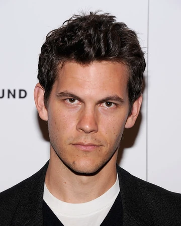 Tom Lipinski Tell Me A Story Wiki Fandom Tom lipinski news, gossip, photos of tom lipinski, biography, tom lipinski girlfriend list 2016. tom lipinski tell me a story wiki