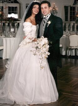 All the Details on Teresa Giudice's Wedding Dress