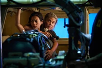 Tdf-humvee-natalia-reyes-linda-hamilton-behindthescenes-01.jpg (487 KB)