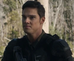 TN-Curran-Midshot-02