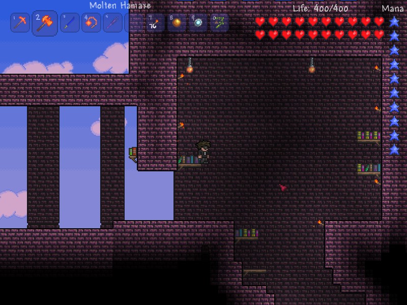 Terraria - How to open Locked Gold Chests (Golden Key) 