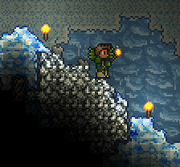 Игрок обнаружил скопление залежей серебряной руды в ледяной пещере