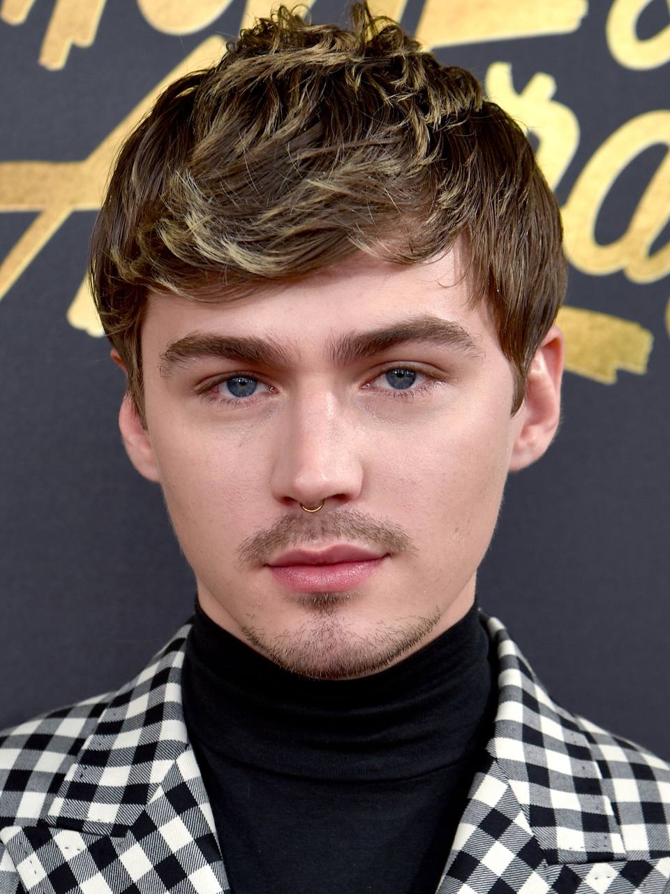 Miles Heizer | Thatsacharacterofmyuniverseb16 Wiki | Fandom