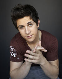 David-henrie-photo-1